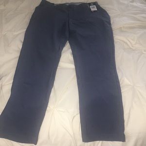 Under Armour Fitted Grey Pants
